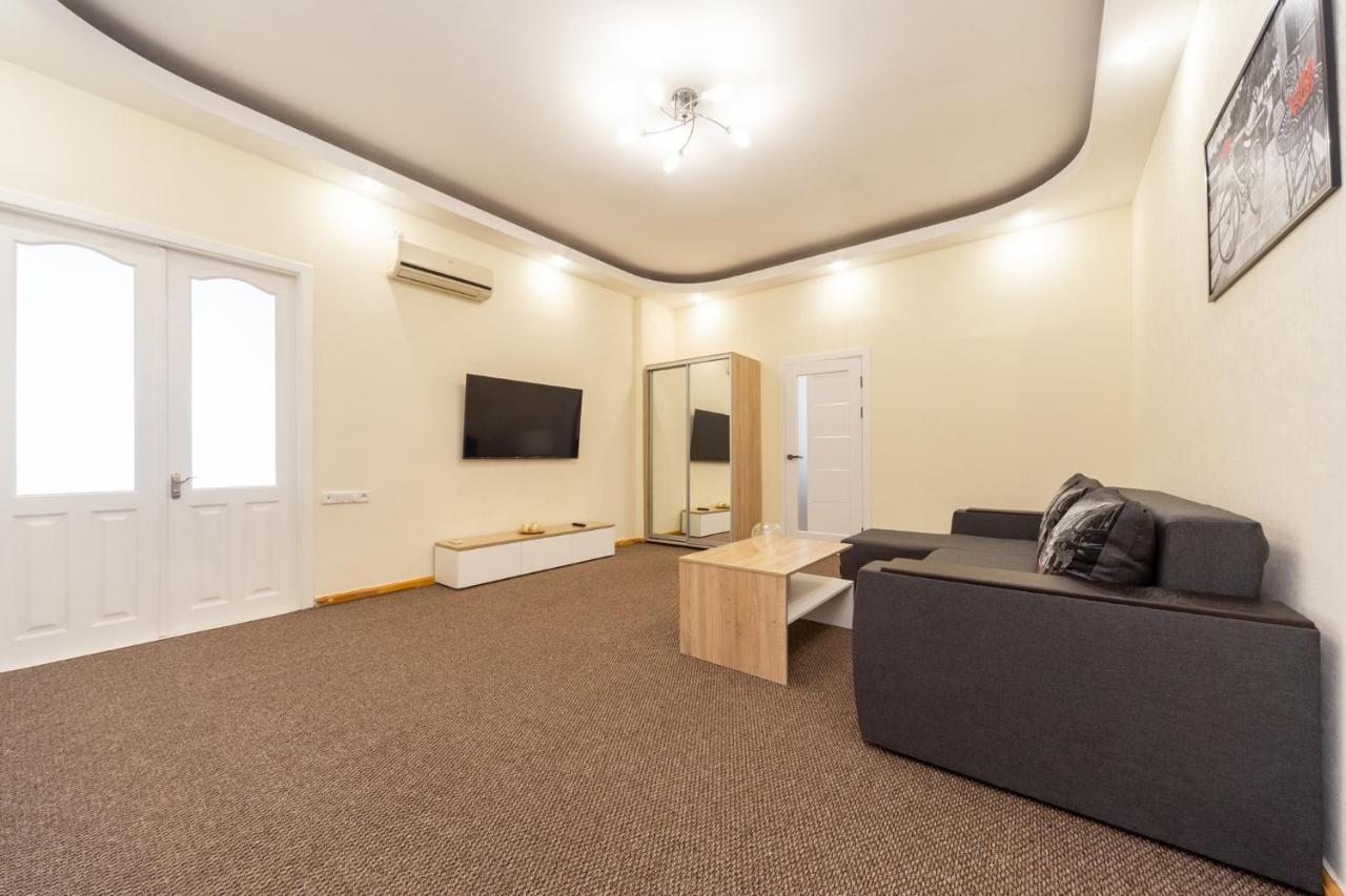 Apartment Center Of Οδησσός Εξωτερικό φωτογραφία